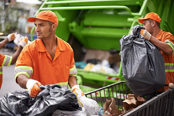 Best Garage Cleanout  in Niceville, FL